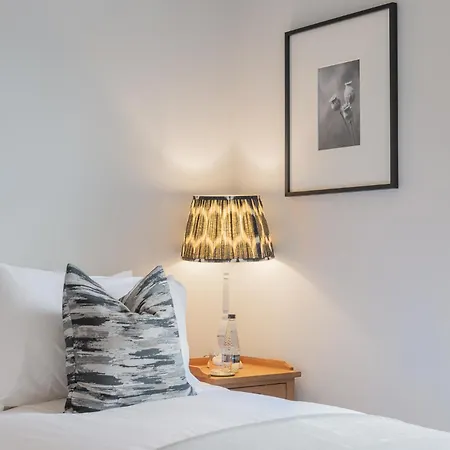 The Retreat - Luxury Home,