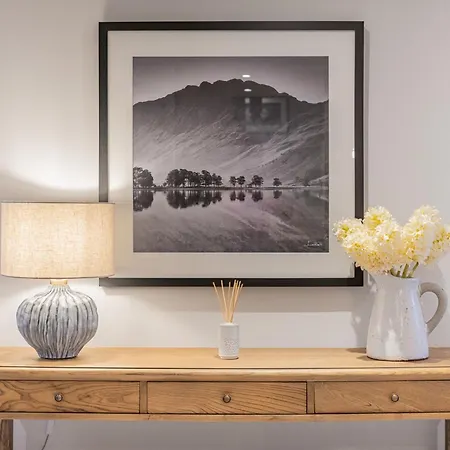 The Retreat - Luxury Home, Σπίτι διακοπών